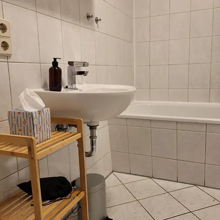 Bahnhofsnahes 8 Mit Boxspringbetten, Tv, Wifi, Balkon Appartement *